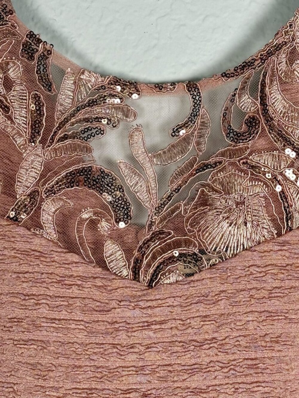 Maya Brooke Two Piece Dress Suit Size 14 Rose Gold Textured Sheath Sequins Lace - Picture 10 of 15